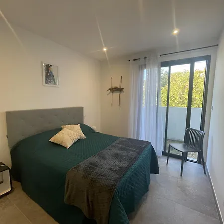 Casa Grigio 2 Avec Terrasse 아파트 아작시오